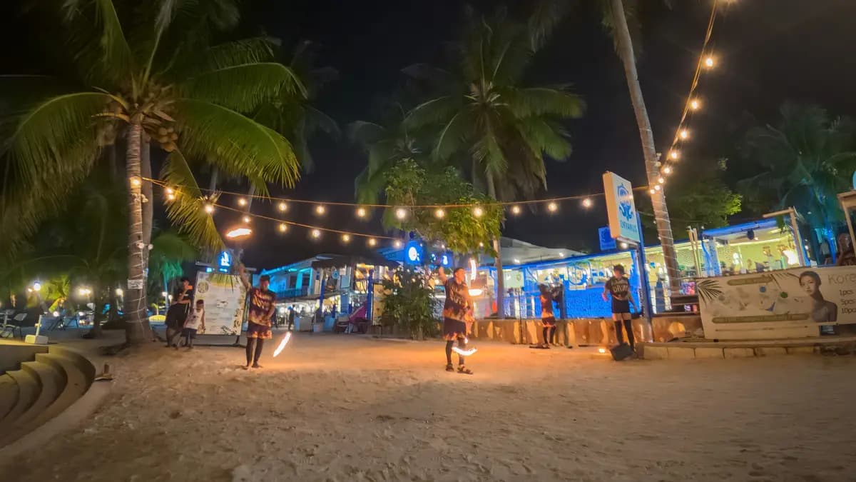 Alona Beach: Costs, Crowds, and How to Plan Your Visit